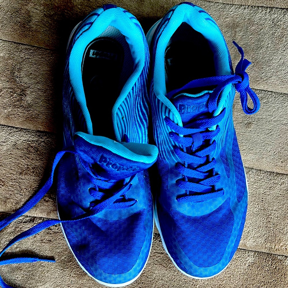 BRAND NEW Propet Sneakers